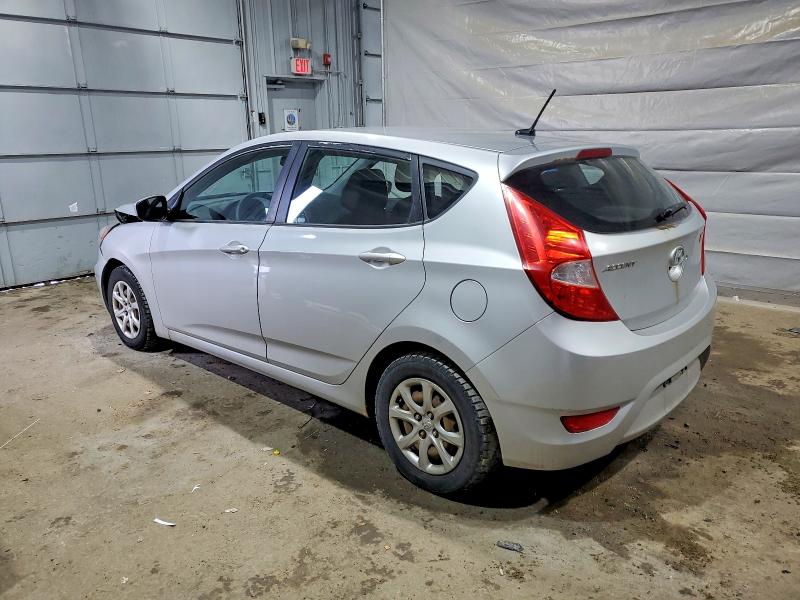Photo 2 from auction – 2013 HYUNDAI ACCENT GLS with VIN KMHCT5AE2DU117715