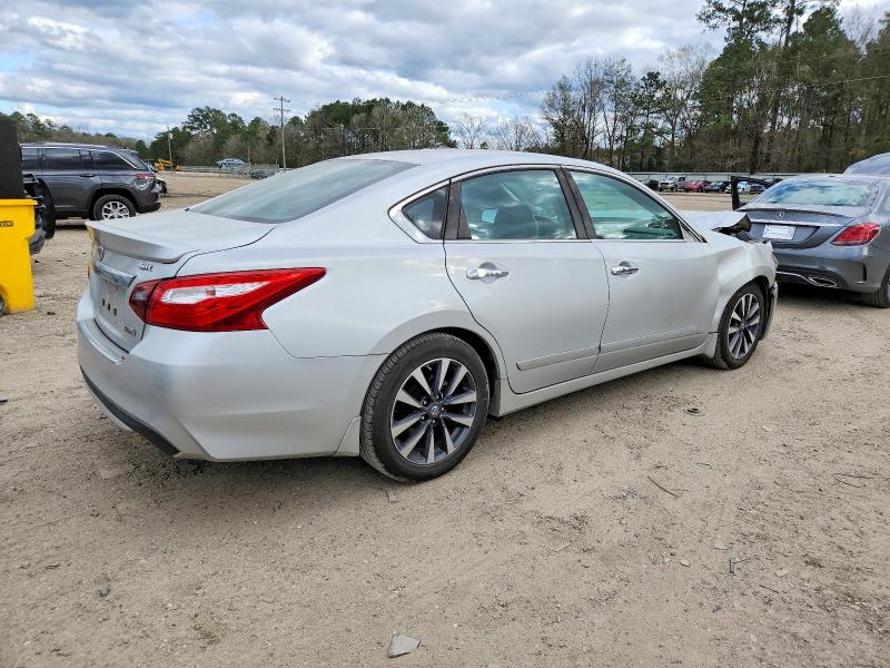 Photo 3 from auction – 2017 NISSAN ALTIMA 2.5 with VIN 1N4AL3AP2HC120262