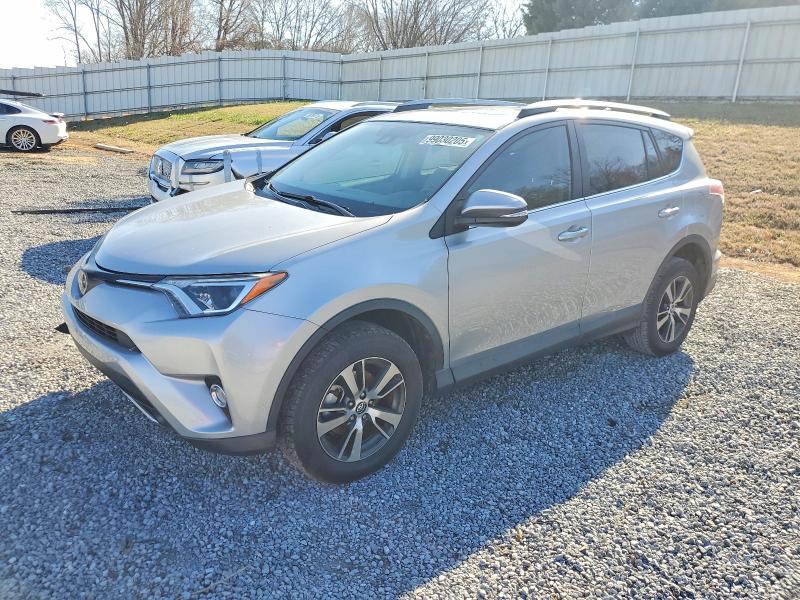Photo 1 from auction – 2017 TOYOTA RAV4 XLE with VIN 2T3WFREV7HW343817