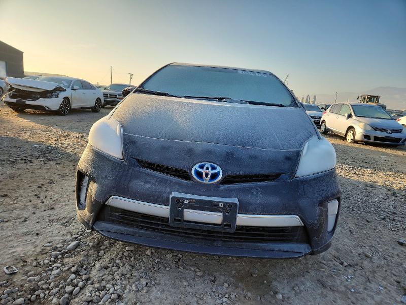 Photo 5 from auction – 2013 TOYOTA PRIUS PLUG with VIN JTDKN3DPXD3045695