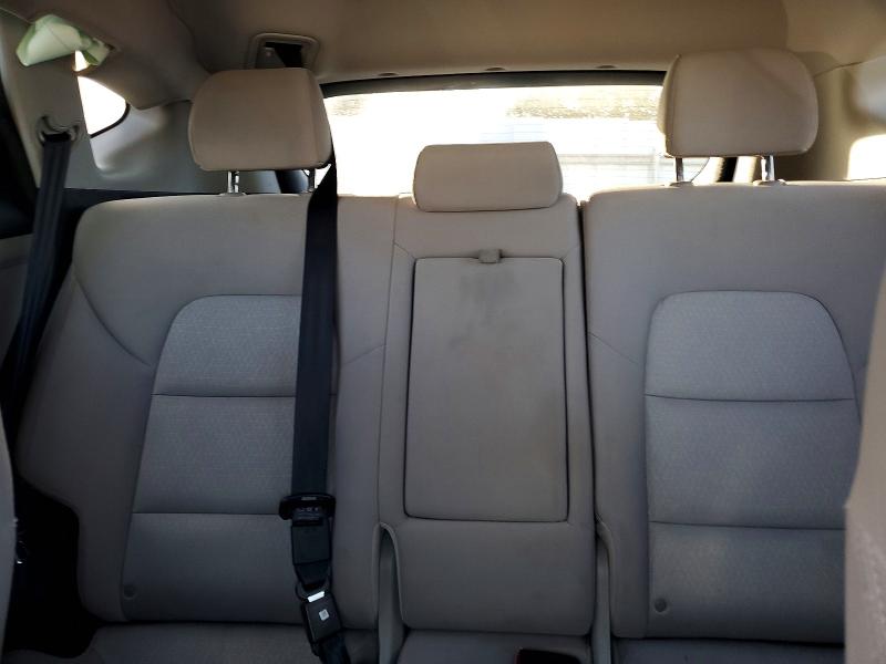 Photo 10 from auction – 2016 HYUNDAI TUCSON SE with VIN KM8J23A47GU224110