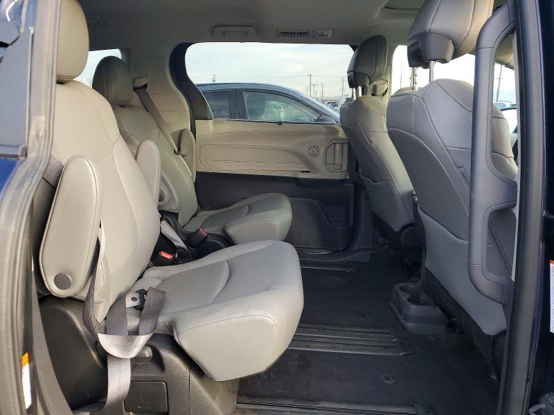 Photo 11 from auction – 2023 TOYOTA SIENNA XLE with VIN 5TDYRKEC3PS171596