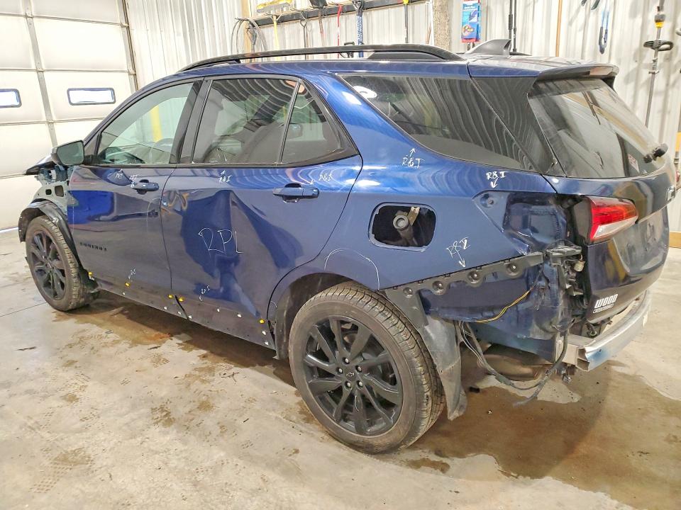 Photo 2 from auction – 2022 CHEVROLET EQUINOX RS with VIN 2GNAXWEV8N6114261