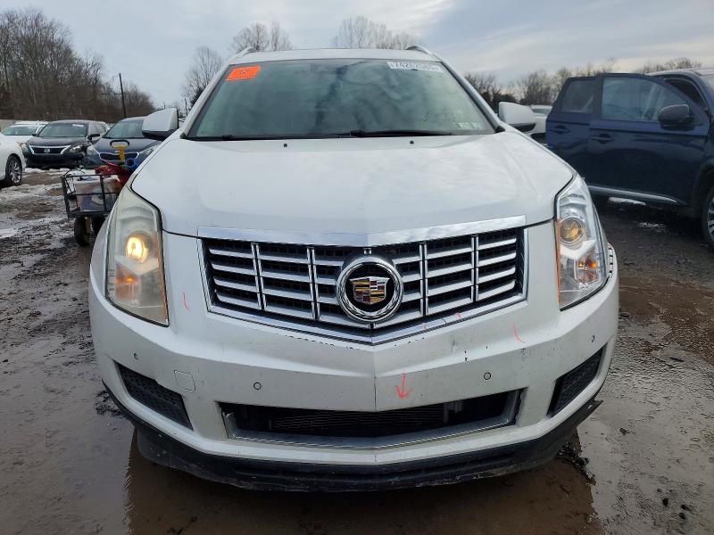 Photo 5 from auction – 2016 CADILLAC SRX LUXURY with VIN 3GYFNEE3XGS568894