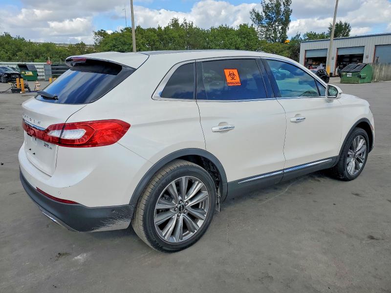 Photo 3 from auction – 2017 LINCOLN MKX RESERV with VIN 2LMPJ8LP5HBL50625