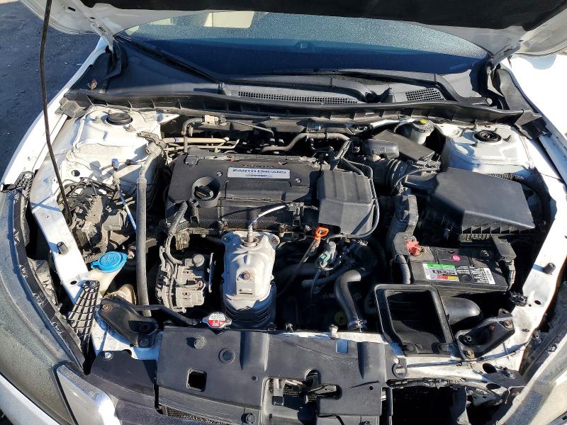 Photo 11 from auction – 2015 HONDA ACCORD LX with VIN 1HGCR2F34FA182094