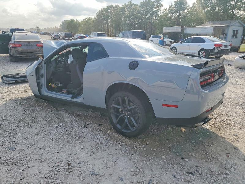 Photo 2 from auction – 2022 DODGE CHALLENGER with VIN 2C3CDZBT2NH195300