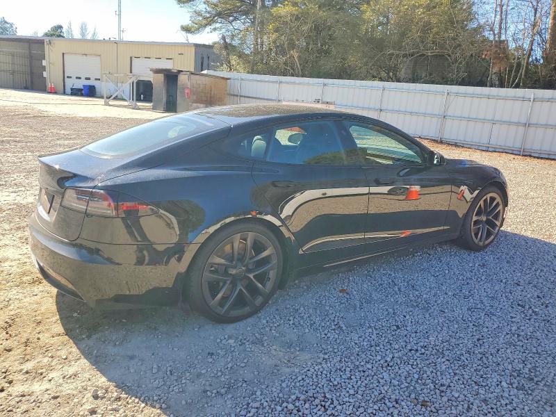 Photo 3 from auction – 2022 TESLA MODEL S with VIN 5YJSA1E53NF490667