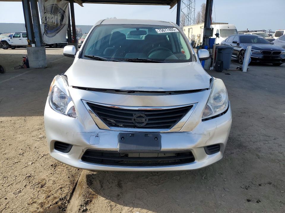 Photo 5 from auction – 2013 NISSAN VERSA S with VIN 3N1CN7AP3DL823682