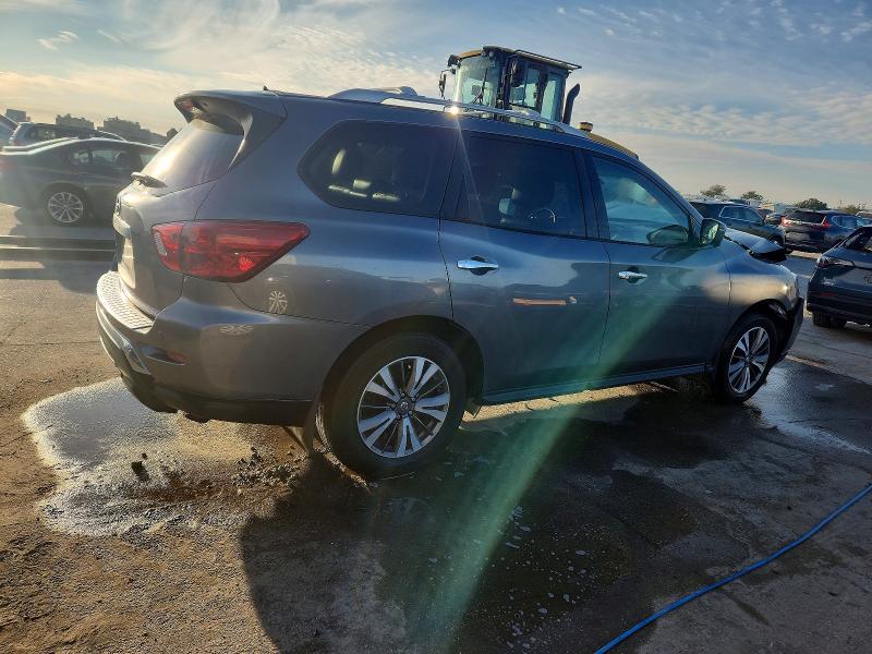 Photo 3 from auction – 2017 NISSAN PATHFINDER with VIN 5N1DR2MN6HC908080