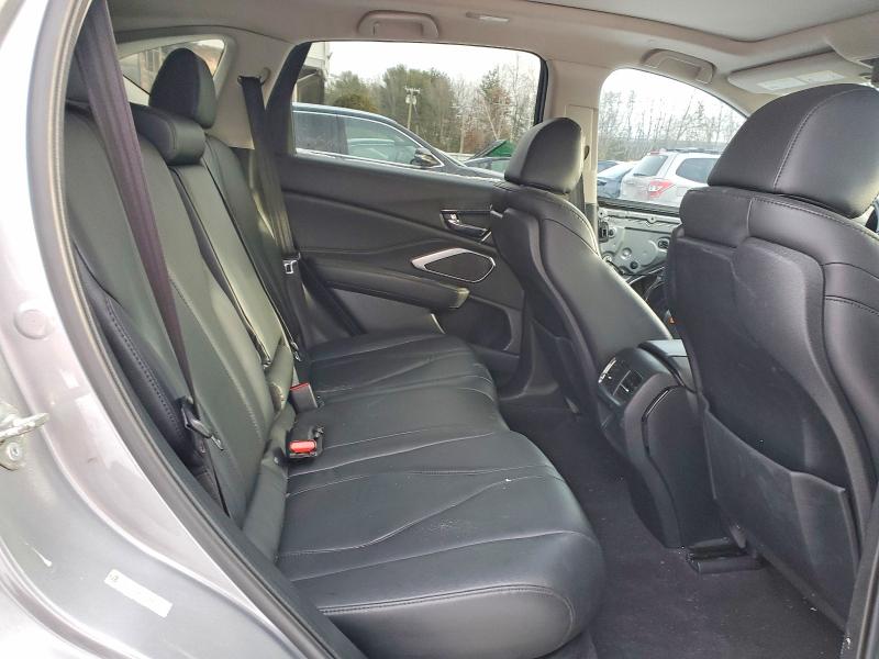 Photo 11 from auction – 2019 ACURA RDX with VIN 5J8TC2H36KL005687