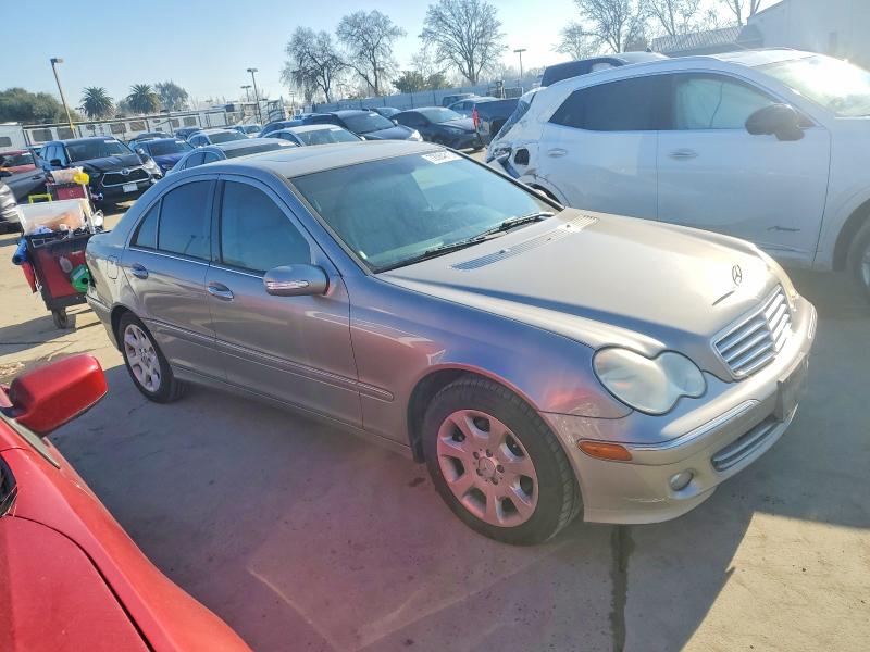 Photo 4 from auction – 2006 MERCEDES-BENZ C 280 with VIN WDBRF54H76A856478