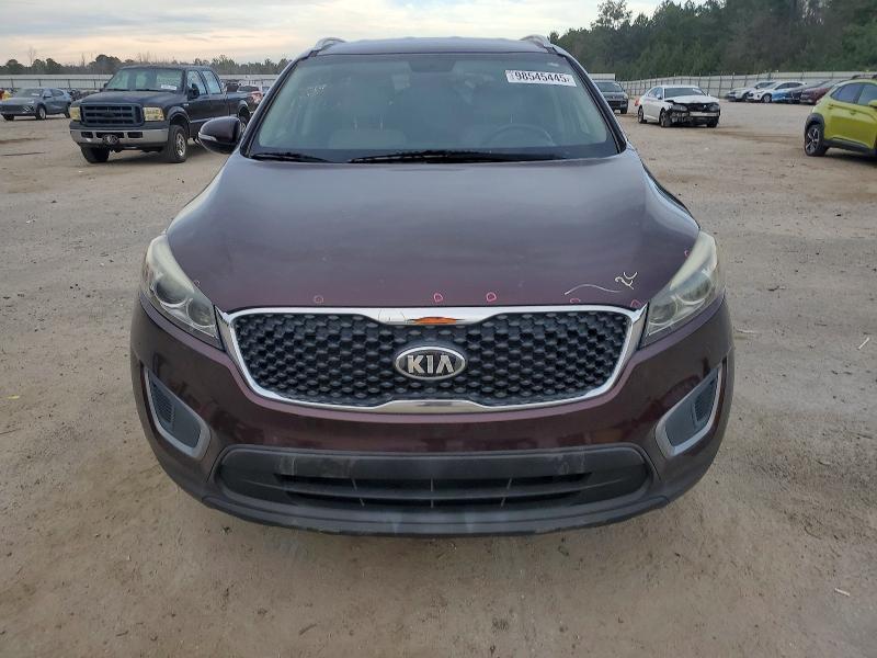 Photo 5 from auction – 2016 KIA SORENTO LX with VIN 5XYPG4A30GG066417
