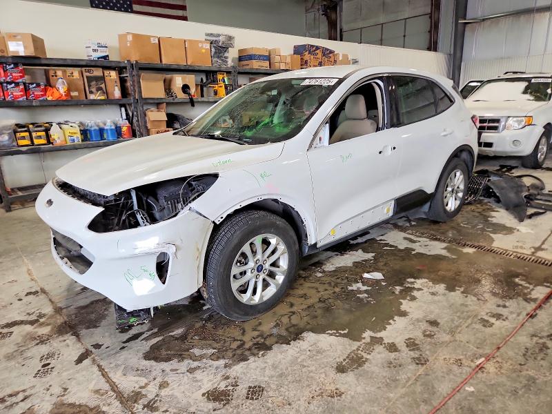 Photo 1 from auction – 2020 FORD ESCAPE SE with VIN 1FMCU9G68LUB03501