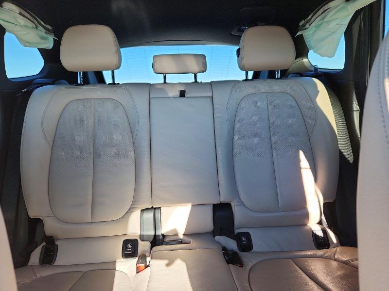 Photo 10 from auction – 2017 BMW X1 XDRIVE2 with VIN WBXHT3C32H5F83578