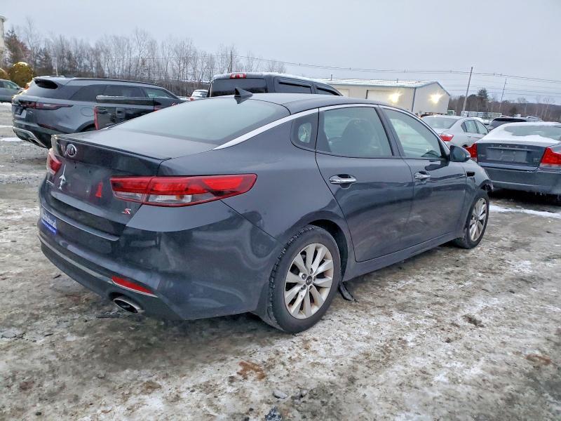 Photo 3 from auction – 2018 KIA OPTIMA with VIN 5XXGT4L32JG245403