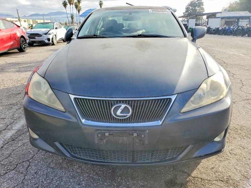 Photo 5 from auction – 2007 LEXUS IS 250 with VIN JTHBK262772051001