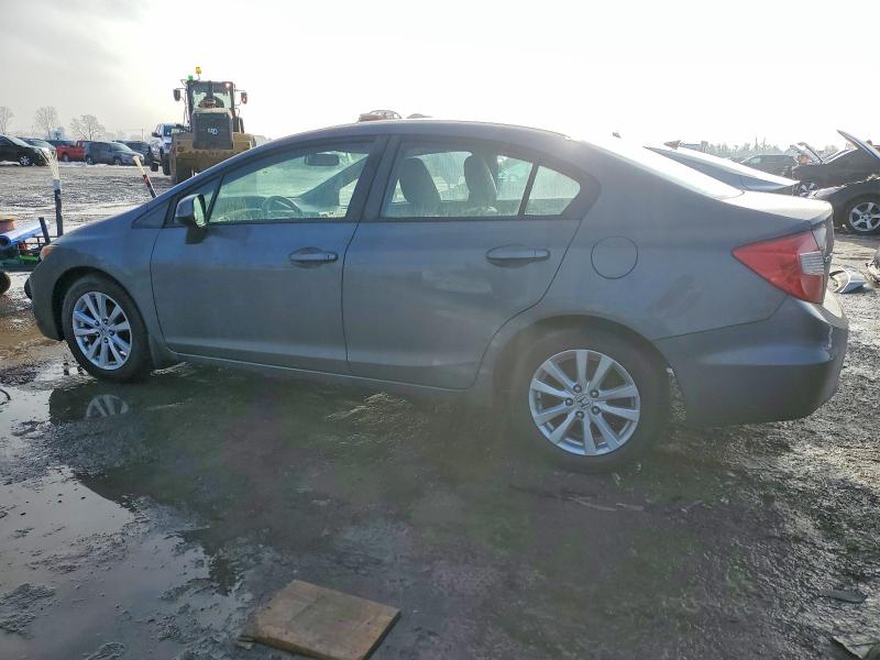 Photo 2 from auction – 2012 HONDA CIVIC LX with VIN 2HGFB2F58CH106443