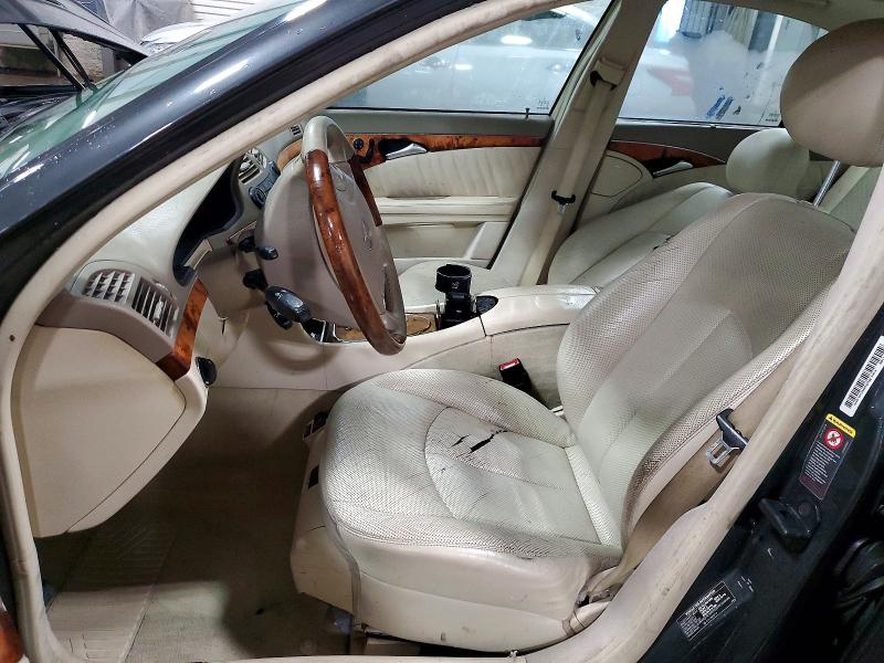 Photo 7 from auction – 2004 MERCEDES-BENZ E 320 with VIN WDBUF65J24A593203