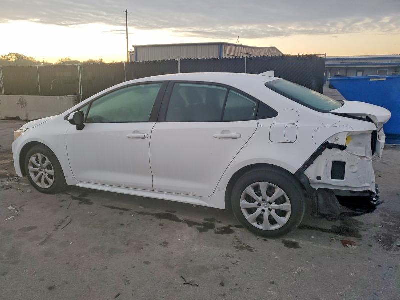 Photo 2 from auction – 2021 TOYOTA COROLLA LE with VIN 5YFEPMAE8MP189270