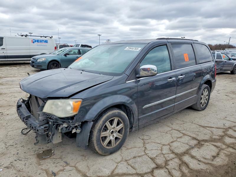 Photo 1 from auction – 2011 CHRYSLER TOWN & COUNTRY with VIN 2A4RR8DG5BR704622