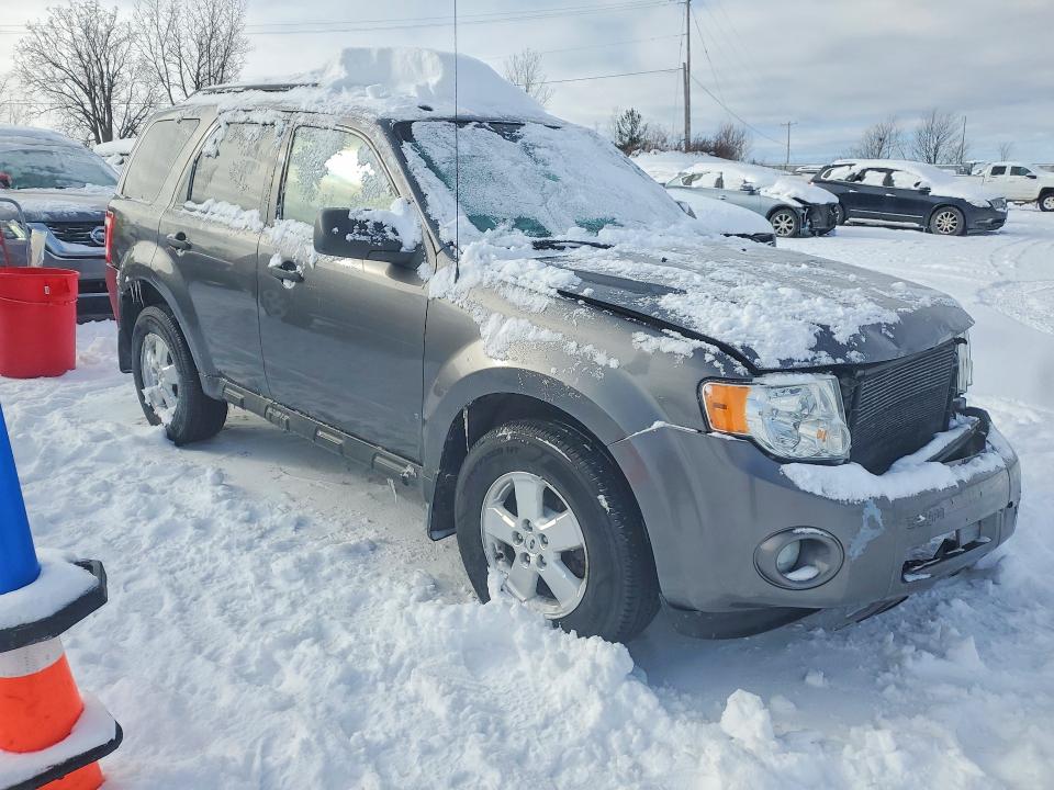 Photo 4 from auction – 2009 FORD ESCAPE XLT with VIN 1FMCU93GX9KB63444