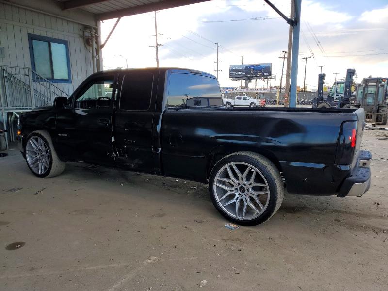 Photo 2 from auction – 2001 CHEVROLET SILVERADO with VIN 2GCEC19T411105078