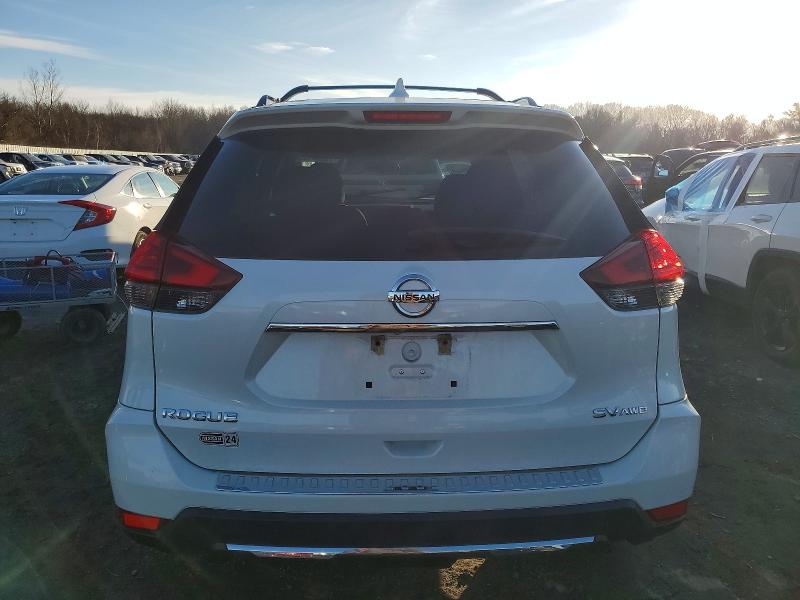 Photo 6 from auction – 2017 NISSAN ROGUE SV with VIN 5N1AT2MV3HC837912