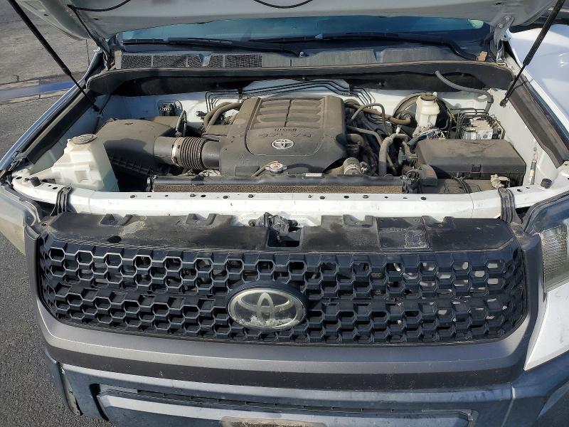 Photo 11 from auction – 2018 TOYOTA TUNDRA with VIN 5TFTY5F10JX009891