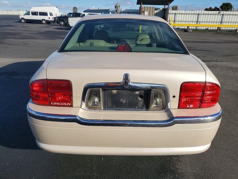 Photo 6 from auction – 2000 LINCOLN LS with VIN 1LNHM86S2YY931333
