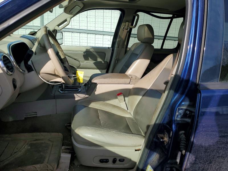 Photo 7 from auction – 2006 FORD EXPLORER X with VIN 1FMEU73E16UB67507