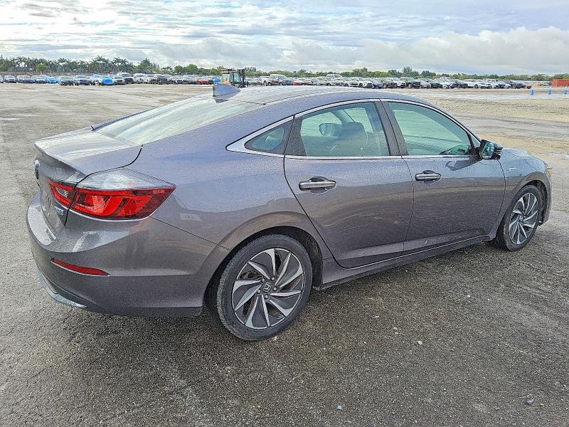 Photo 3 from auction – 2020 HONDA INSIGHT with VIN 19XZE4F97LE012759