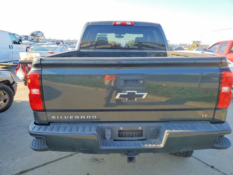 Photo 6 from auction – 2018 CHEVROLET SILVERADO with VIN 3GCUKREC1JG260262