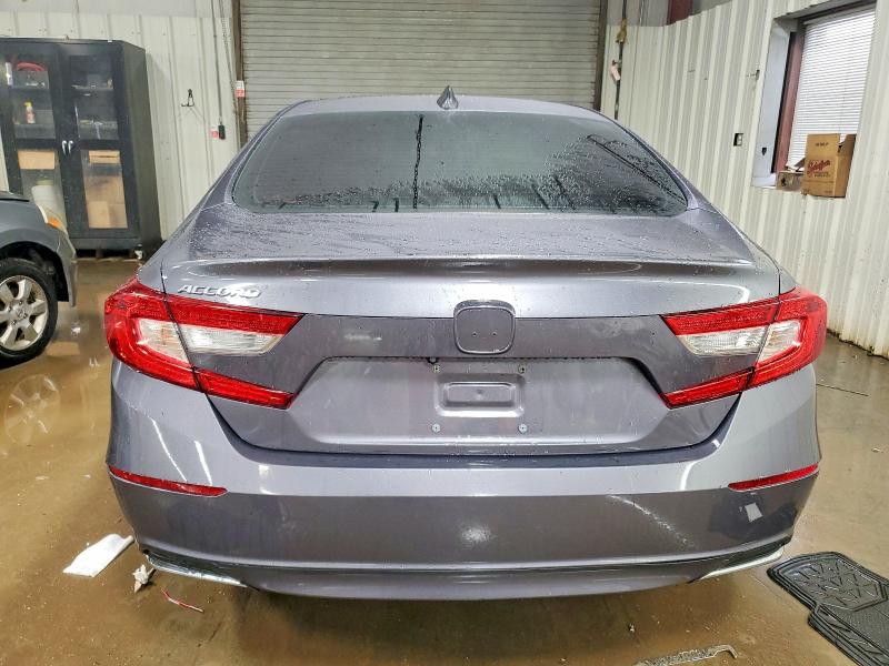 Photo 6 from auction – 2018 HONDA ACCORD with VIN 1HGCV1F19JA096910