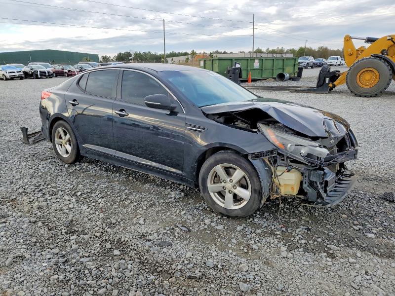 Photo 4 from auction – 2015 KIA OPTIMA with VIN 5XXGM4A71FG356695