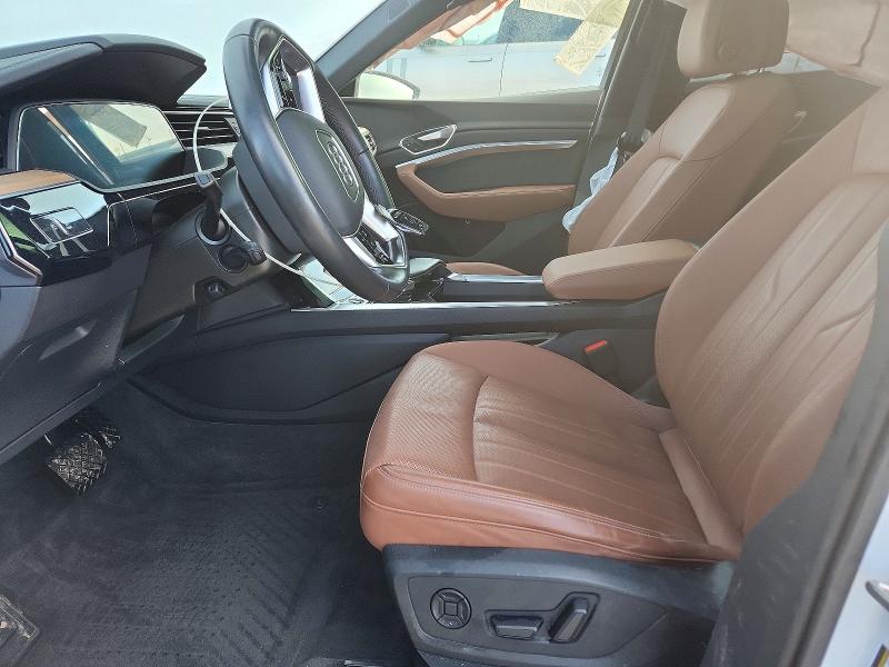 Фото 7 с аукциона – 2024 AUDI Q8 E-TRON с VIN WA15AAGE3RB016098
