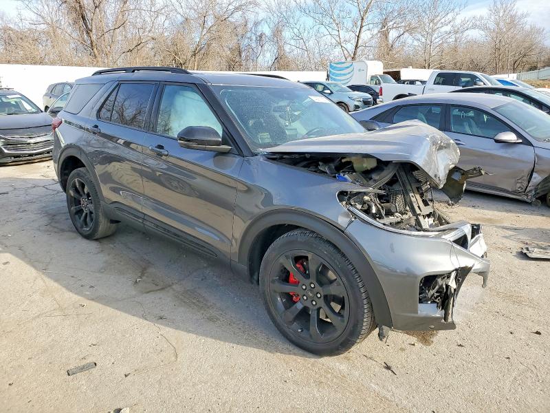 Photo 4 from auction – 2024 FORD EXPLORER with VIN 1FM5K8GC3RGA39809