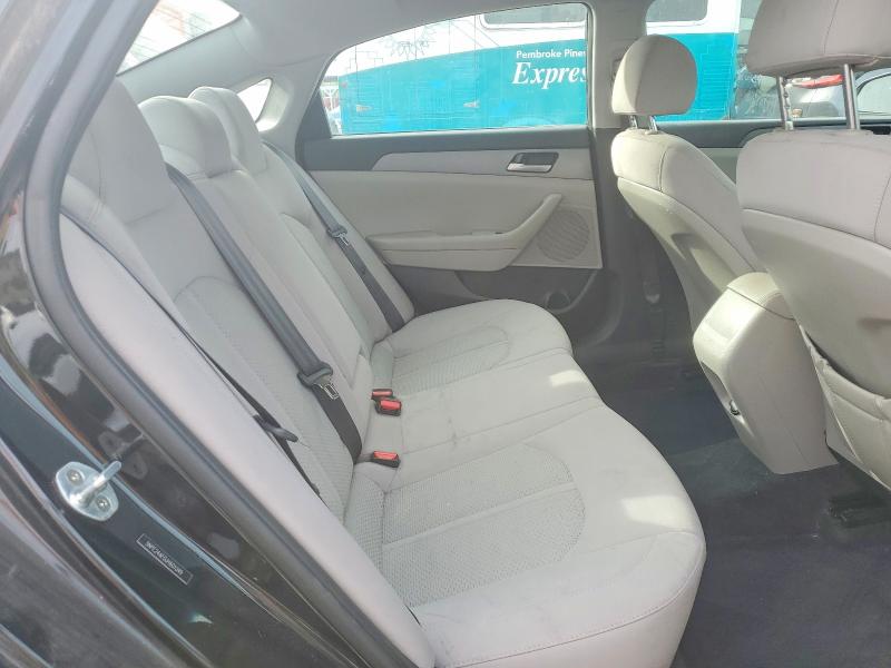 Photo 10 from auction – 2018 HYUNDAI SONATA SE with VIN 5NPE24AF0JH601049