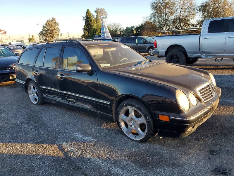 Photo 4 from auction – 2001 MERCEDES-BENZ E 320 with VIN WDBJH65J01B224312