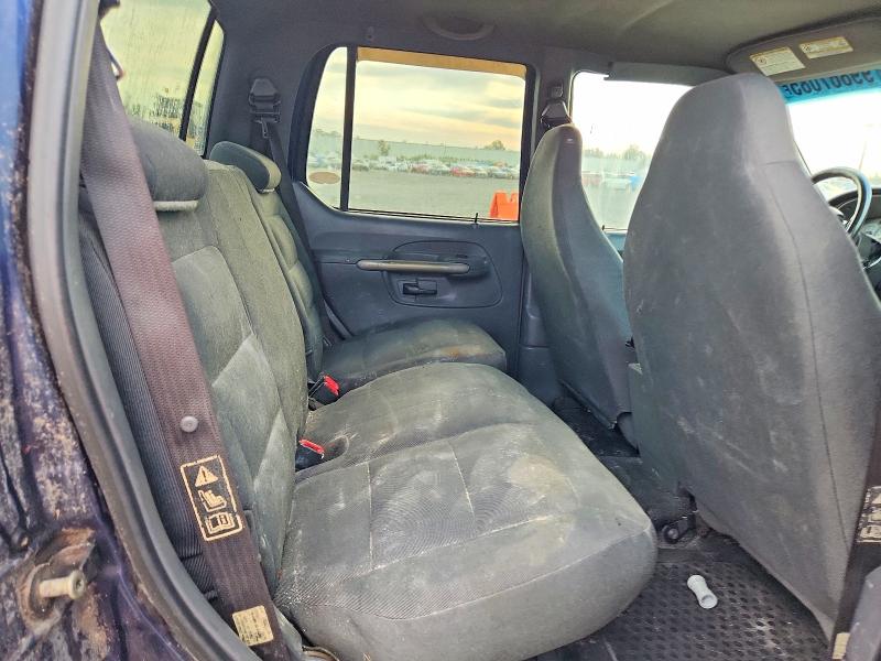 Photo 10 from auction – 2002 FORD EXPLORER S with VIN 1FMZU67E42UD43112