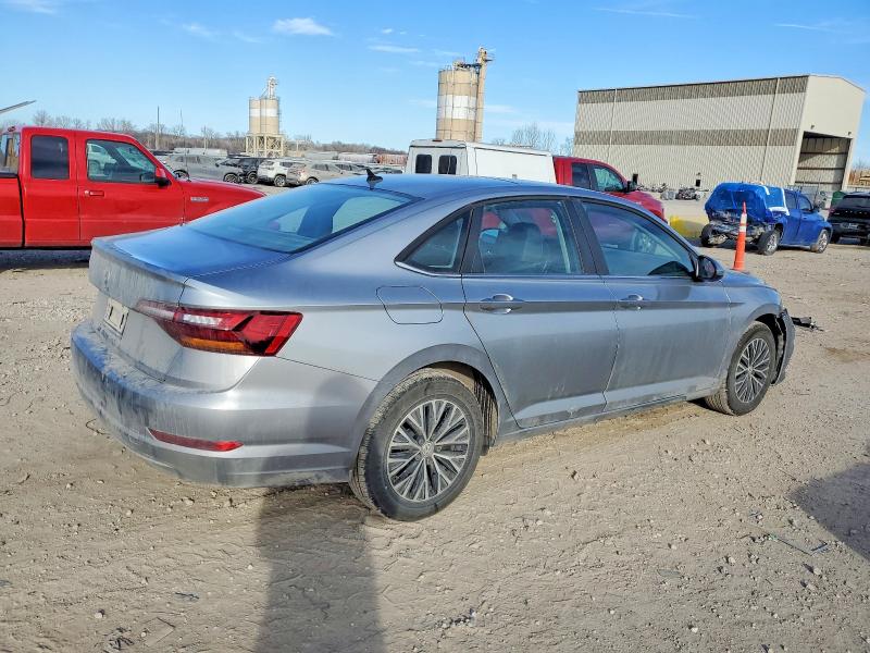 Photo 3 from auction – 2019 VOLKSWAGEN JETTA with VIN 3VWC57BU9KM200489