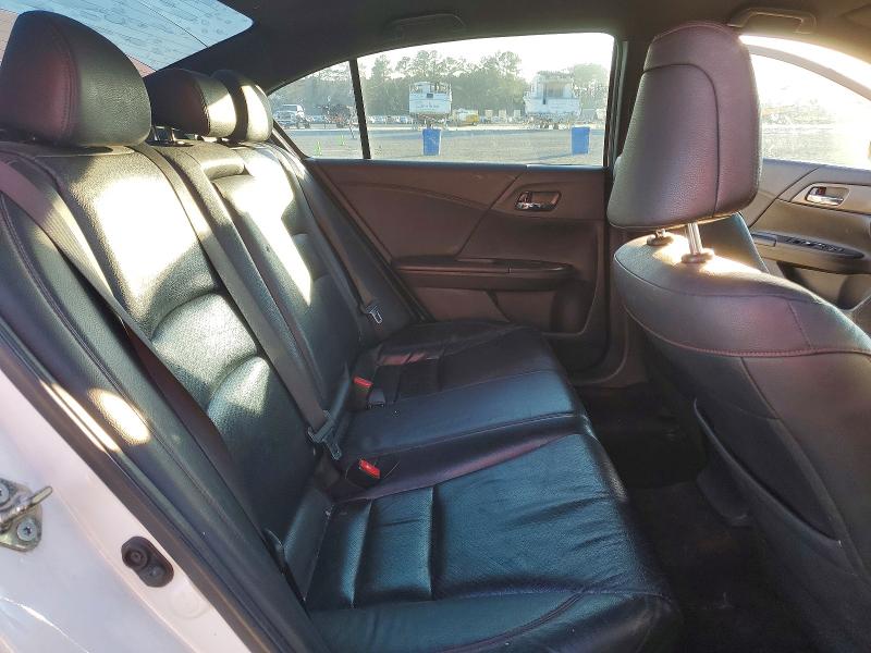 Photo 10 from auction – 2017 HONDA ACCORD with VIN 1HGCR2F10HA276667