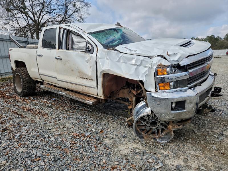 Photo 4 from auction – 2017 CHEVROLET SILVERADO with VIN 1GC1KWEY7HF202469