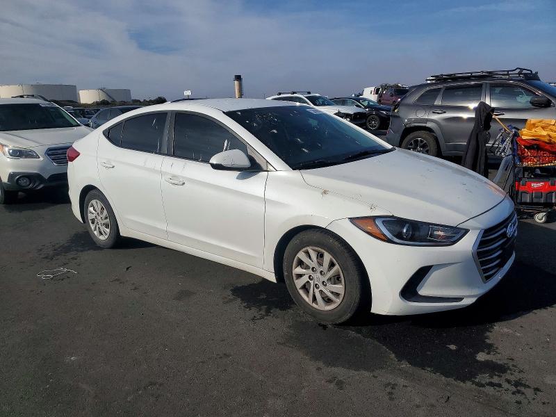 Photo 4 from auction – 2018 HYUNDAI ELANTRA with VIN 5NPD74LF3JH347329