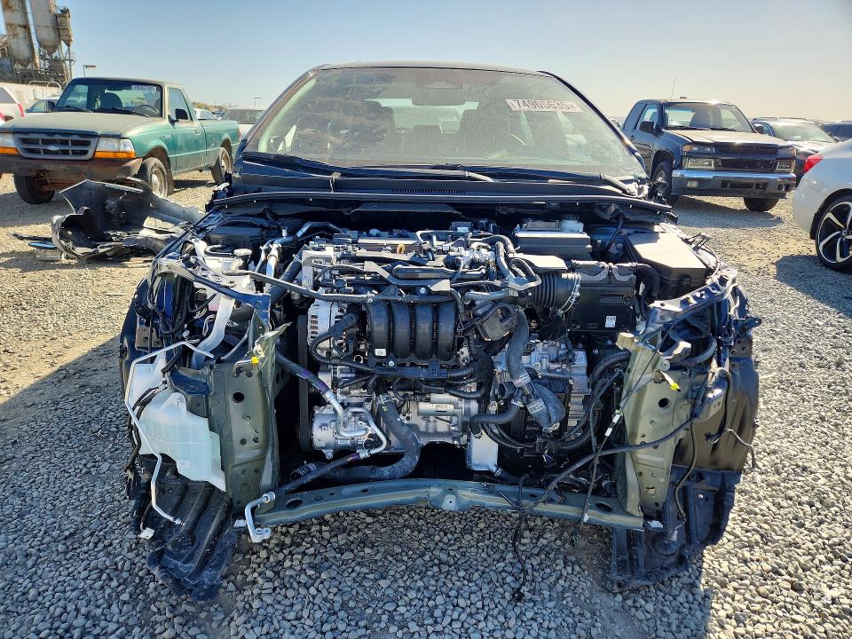 Photo 5 from auction – 2025 TOYOTA COROLLA with VIN 5YFT4MCE1SP234236