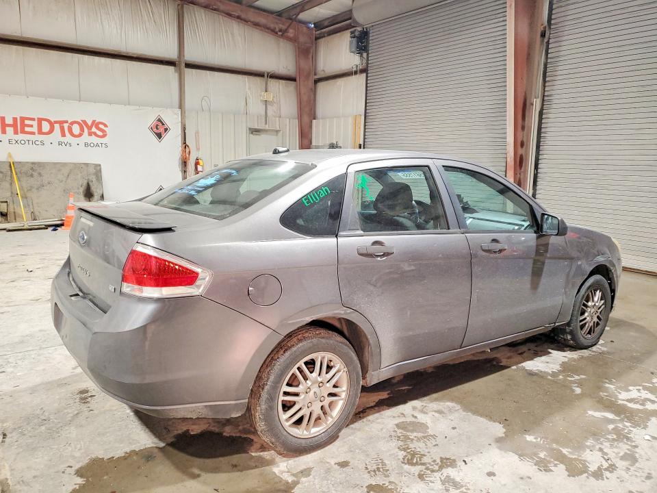 Photo 3 from auction – 2010 FORD FOCUS with VIN 1FAHP3FN9AW204951
