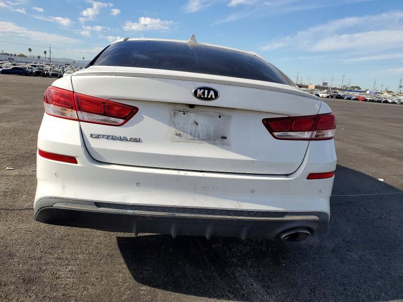 Photo 6 from auction – 2019 KIA OPTIMA with VIN 5XXGT4L38KG325127