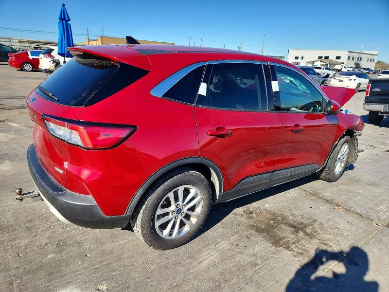 Photo 3 from auction – 2020 FORD ESCAPE with VIN 1FMCU0G60LUA10077