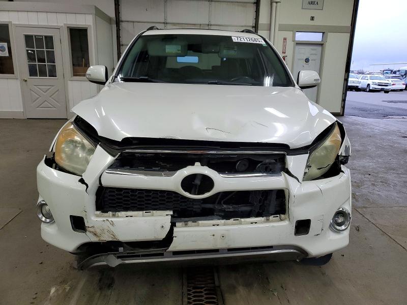 Photo 5 from auction – 2011 TOYOTA RAV4 LIMIT with VIN 2T3DF4DV9BW136364