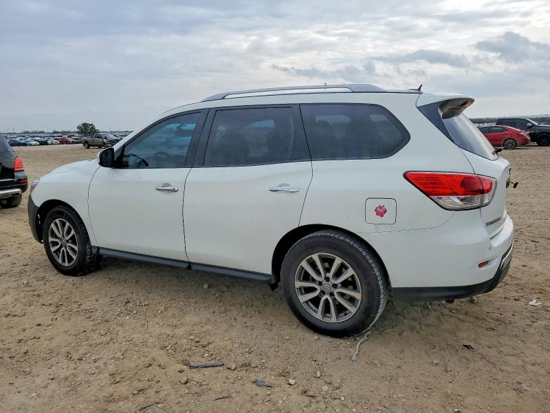 Photo 2 from auction – 2016 NISSAN PATHFINDER with VIN 5N1AR2MN2GC613592